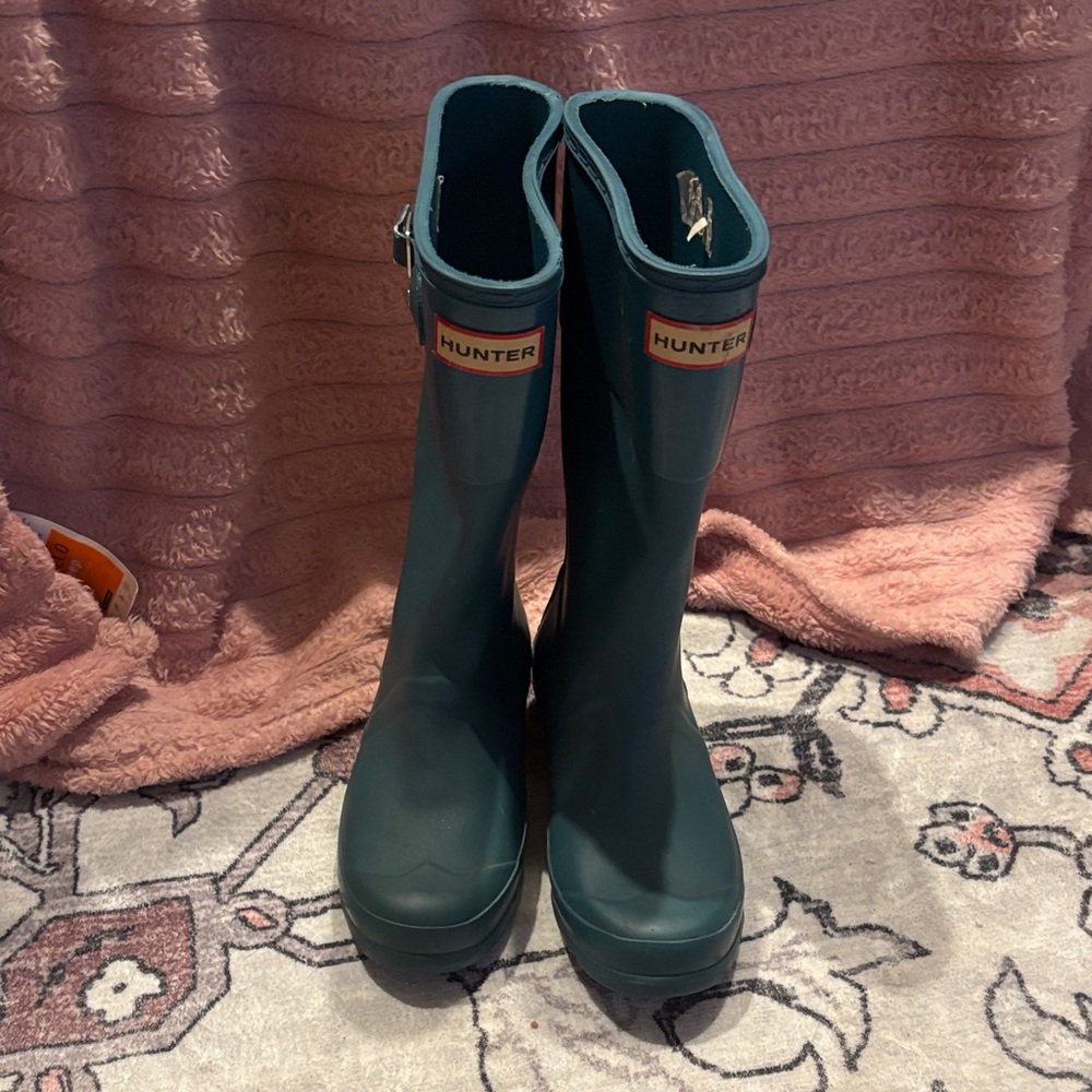 Hunter Kids (Unisex) Teal Rain Boots - size 4 girls/ 3 boys, used